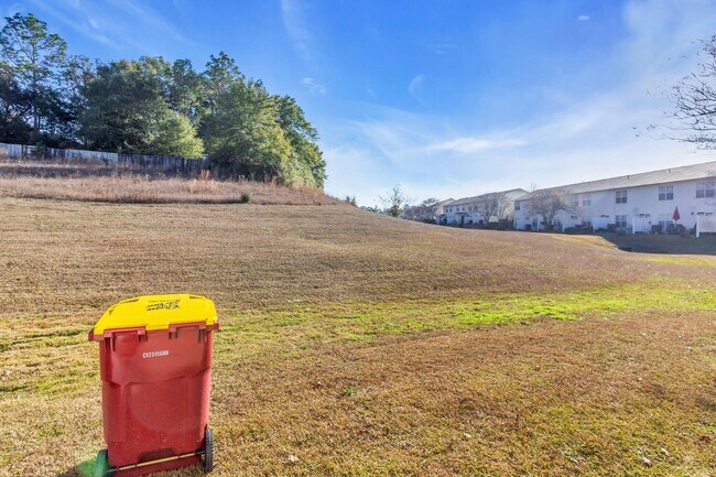 Building Photo - 512 Wingspan Way