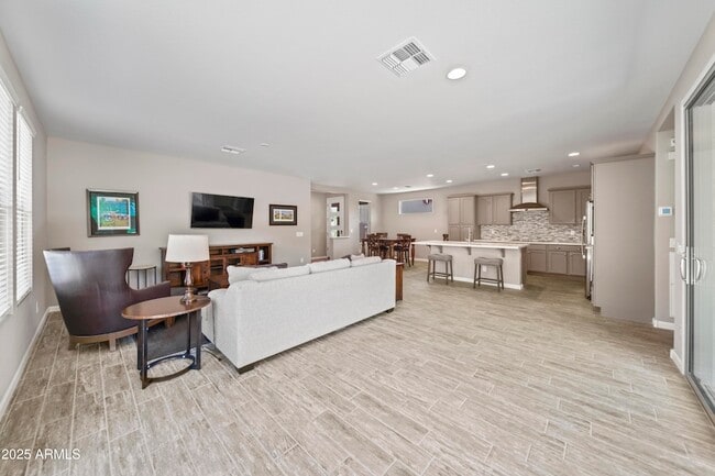 Building Photo - 4340 Cutter Ln