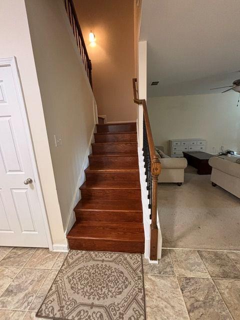 Building Photo - 2570 Trelipe Dr