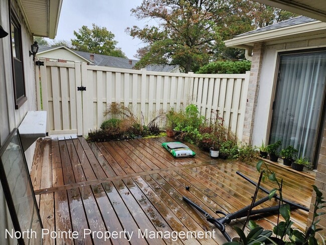 Building Photo - 1 br, 1 bath House - 150 Valleybrook Dr.