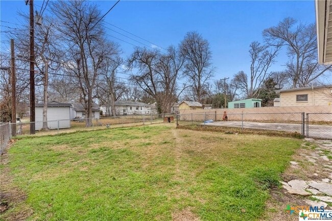 Building Photo - 1902 S 9th St