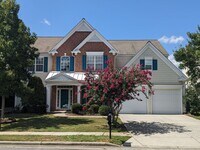 Building Photo - Spacious 5-Bedroom, 3-Bath Home with Exceptional Outdoor Living