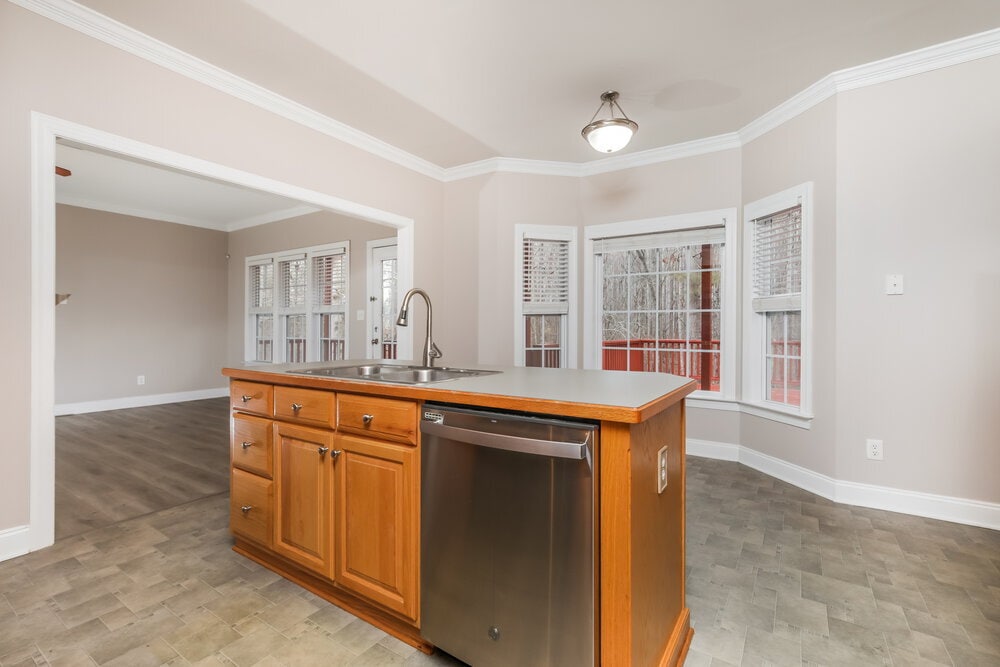 Building Photo - 235 Manchester Trail