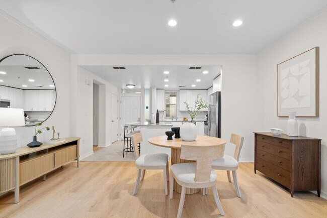 Building Photo - 3901 Lick Mill Blvd