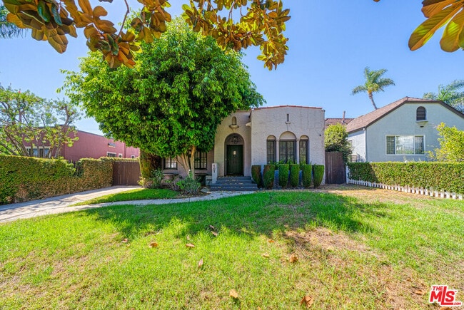 Building Photo - 107 S Lucerne Blvd