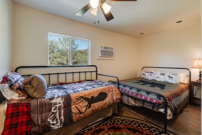 Building Photo - Charming 4 Bedroom Home on Beautiful 10-Acre Property!