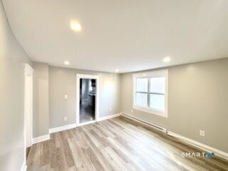 Building Photo - 278 Willow St