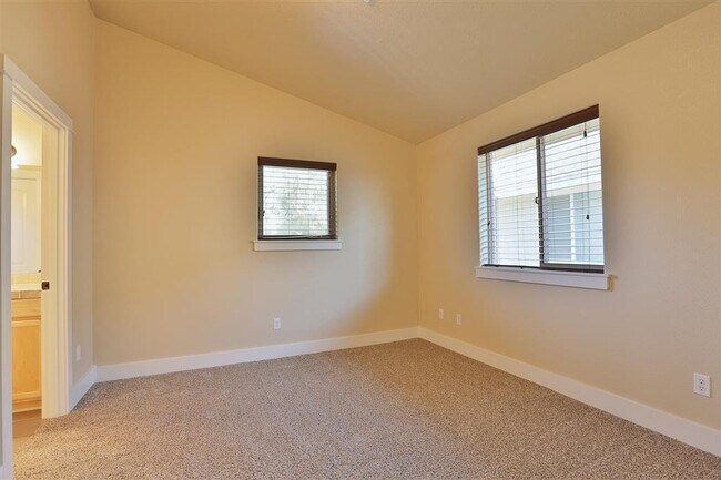 Building Photo - 20162 Merriewood Ln