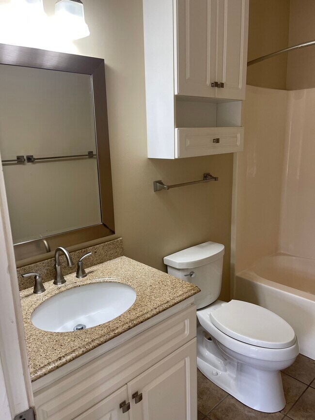Building Photo - 4647 Wild Iris Dr