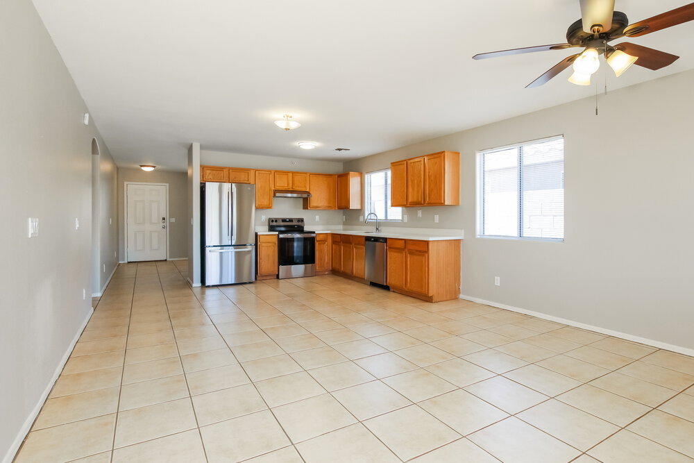 Building Photo - 3326 W Shumway Farm Rd