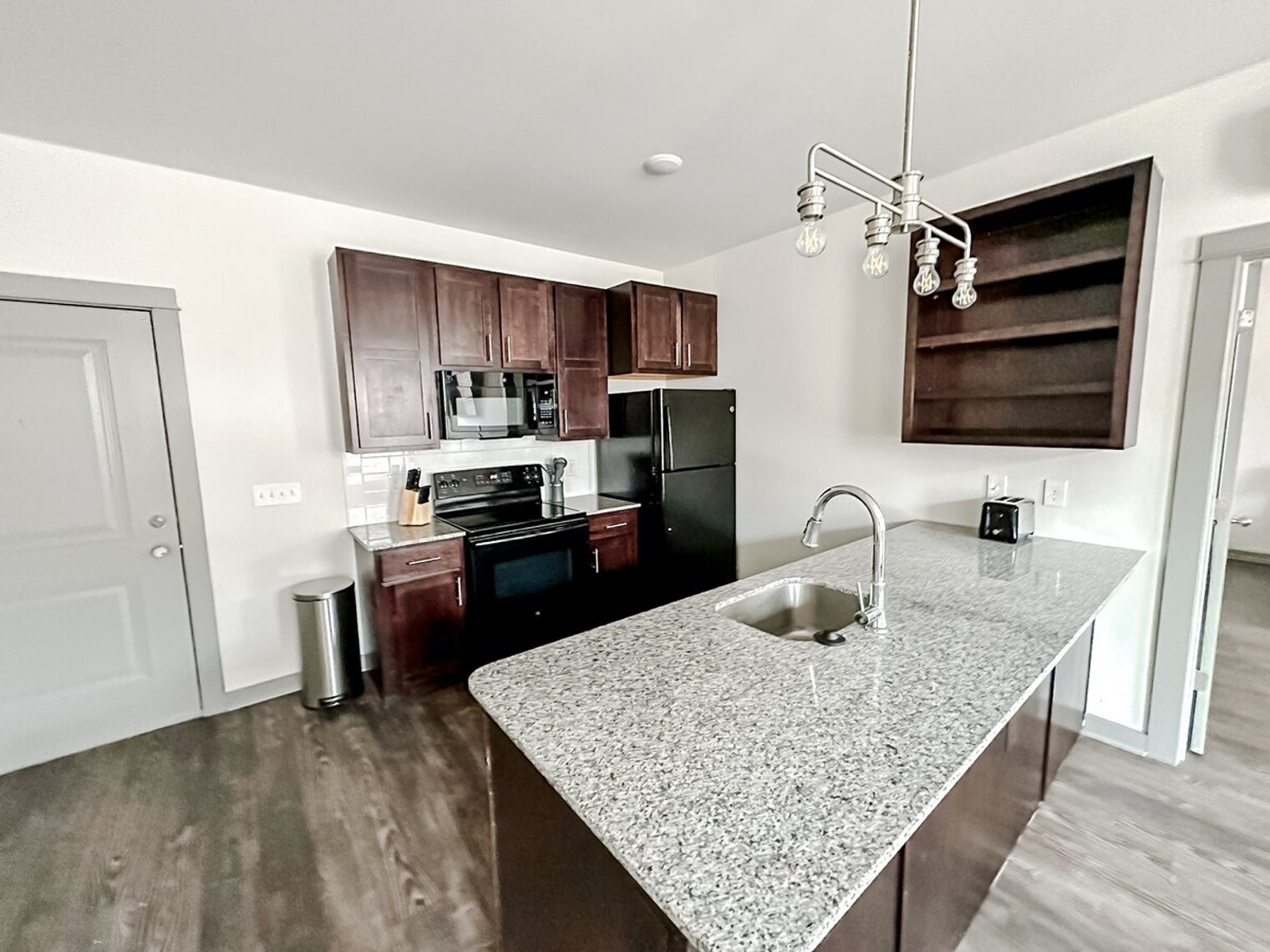 Building Photo - 111 E 4th St