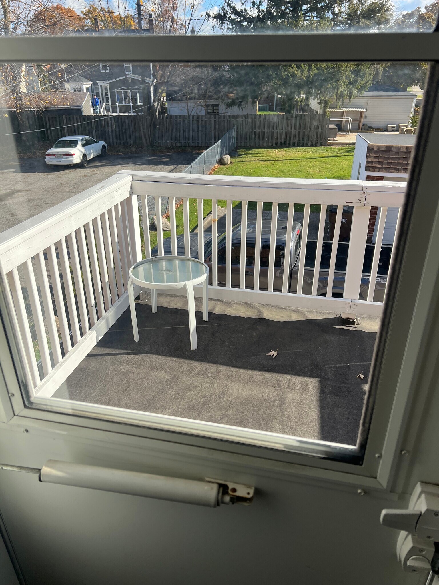 Building Photo - 6125 Ridge Rd.