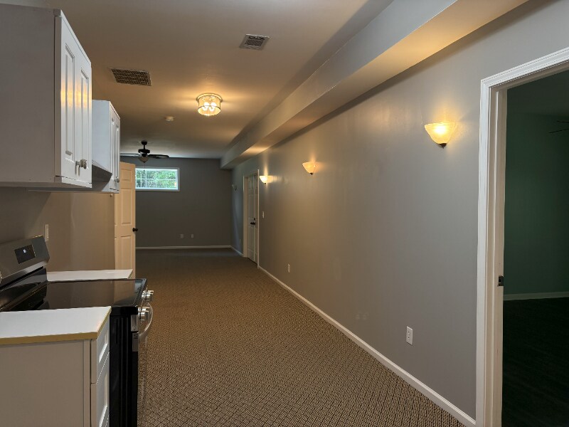 Building Photo - 2582 Oak Bluff Dr