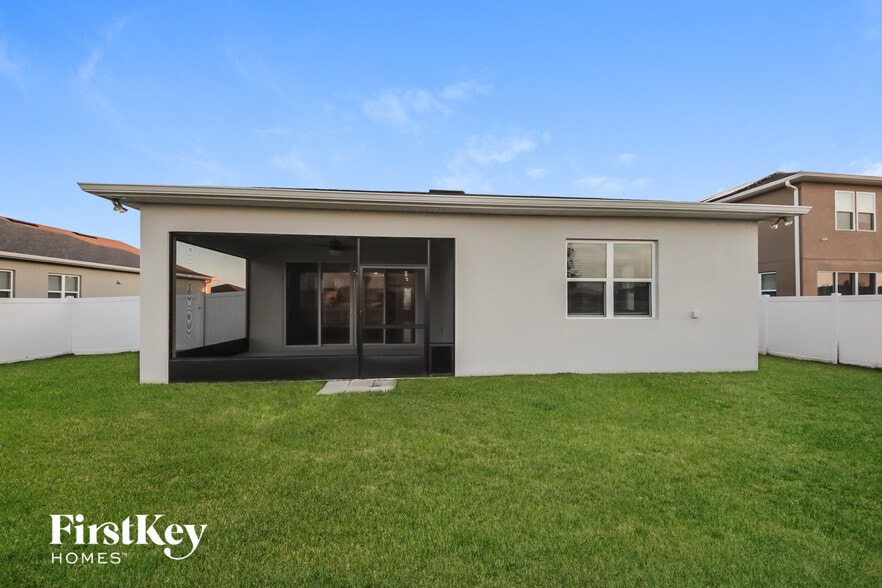 Building Photo - 3524 Bristol Cove Ln