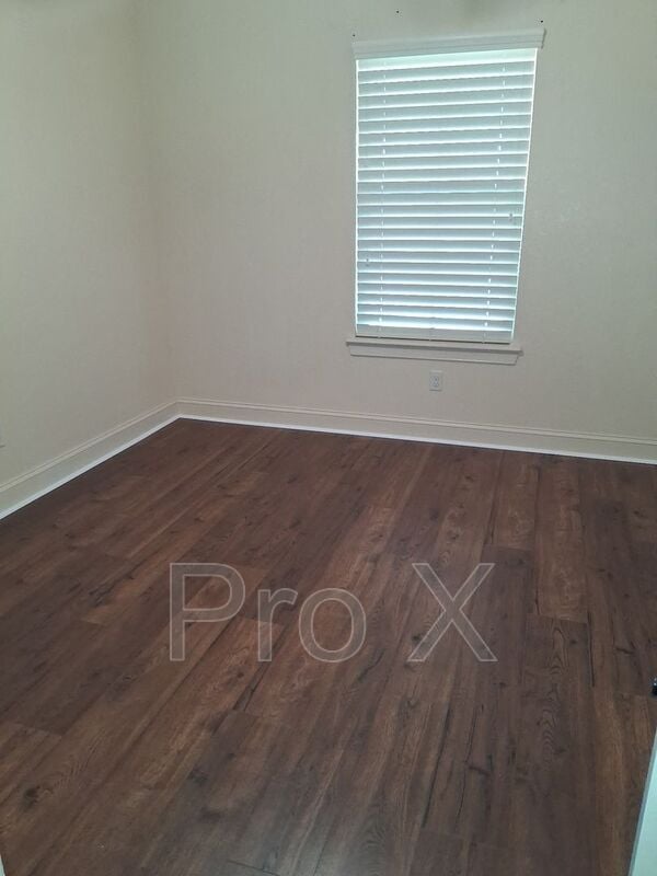 Building Photo - 3864 W Providence Dr