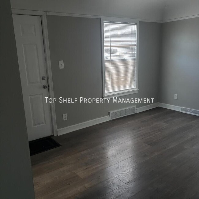 Building Photo - 3605 SW 9th St