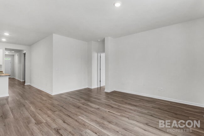 Building Photo - 9120 St Thomas Ct
