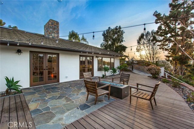 Building Photo - 27151 Mission Hills Dr