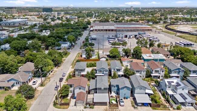 Building Photo - 1114 N Olive St