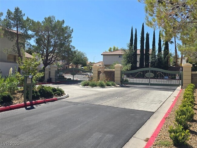 Building Photo - 1220 Padre Serra Ln