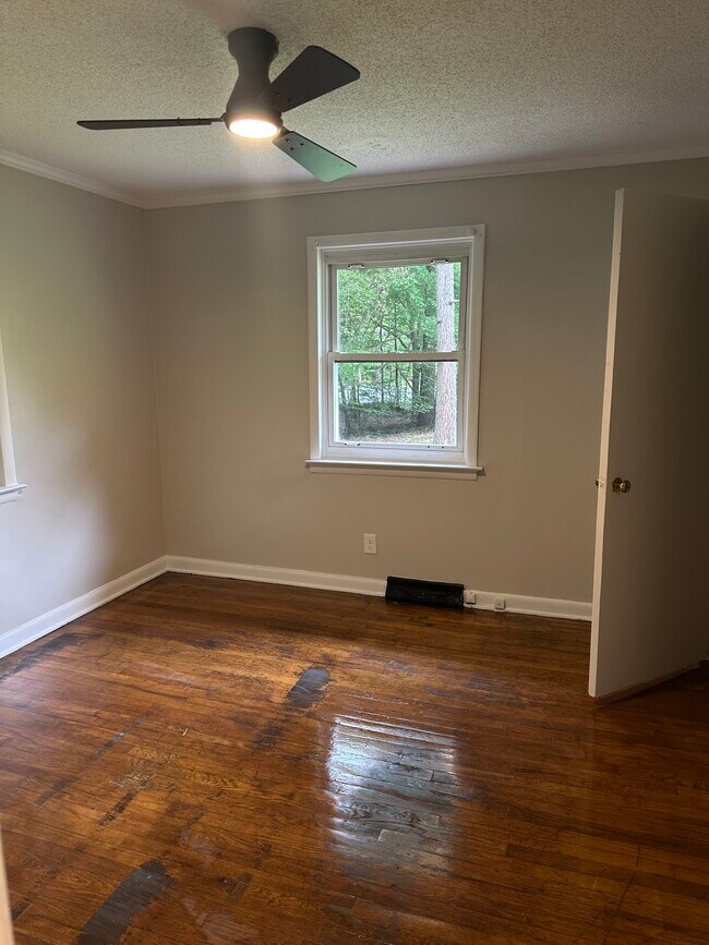 Building Photo - 3429 Highgate Rd