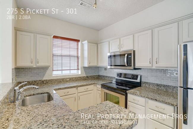 Building Photo - Bright and Updated Two-Bedroom, Two-Bath i...