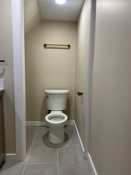 Building Photo - 10535 W Spring Green Rd