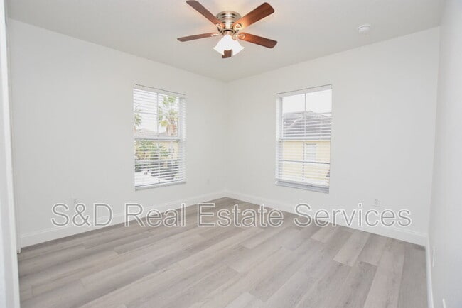 Building Photo - 5365 River Rock Rd