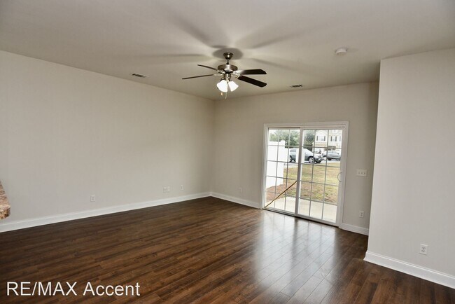 Building Photo - 3 br, 2.5 bath House - 325 Canyon Oak Loop
