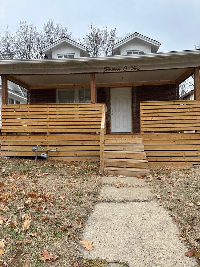 Building Photo - 2 Bedroom 1 Bath Home for Rent