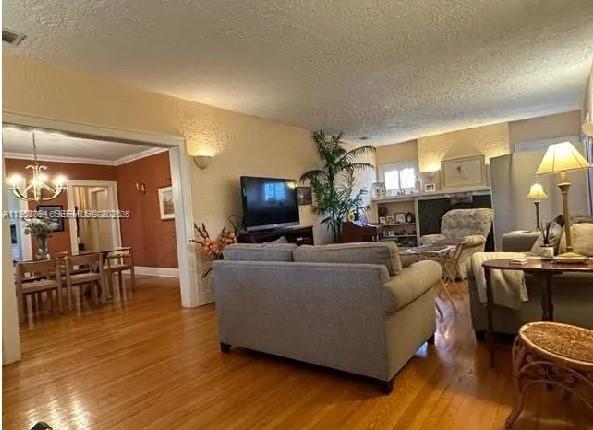 Building Photo - 1103 Genoa St