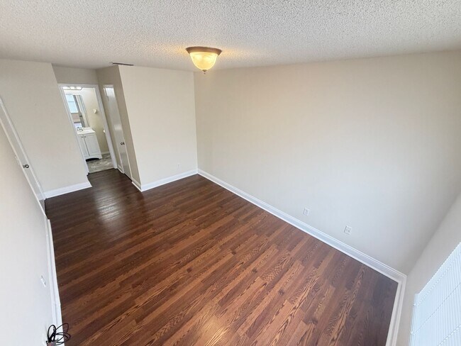 Building Photo - PRICE DROP! Orlando: 2BD/ 2BA - A Bright, Comfortable Home Designed for Everyday Living! WASHER &...