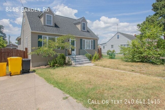 Building Photo - 8448 Garden Rd