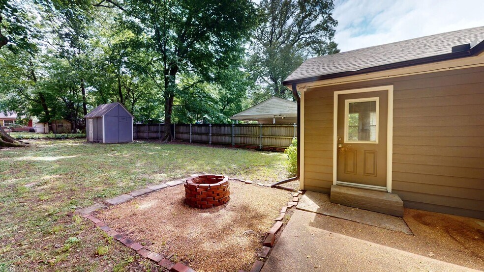 Building Photo - 3573 Galloway Ave