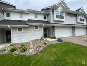 Building Photo - 9654 Canter court