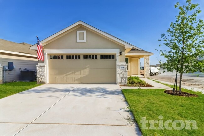 Building Photo - 3525 Stride Ln