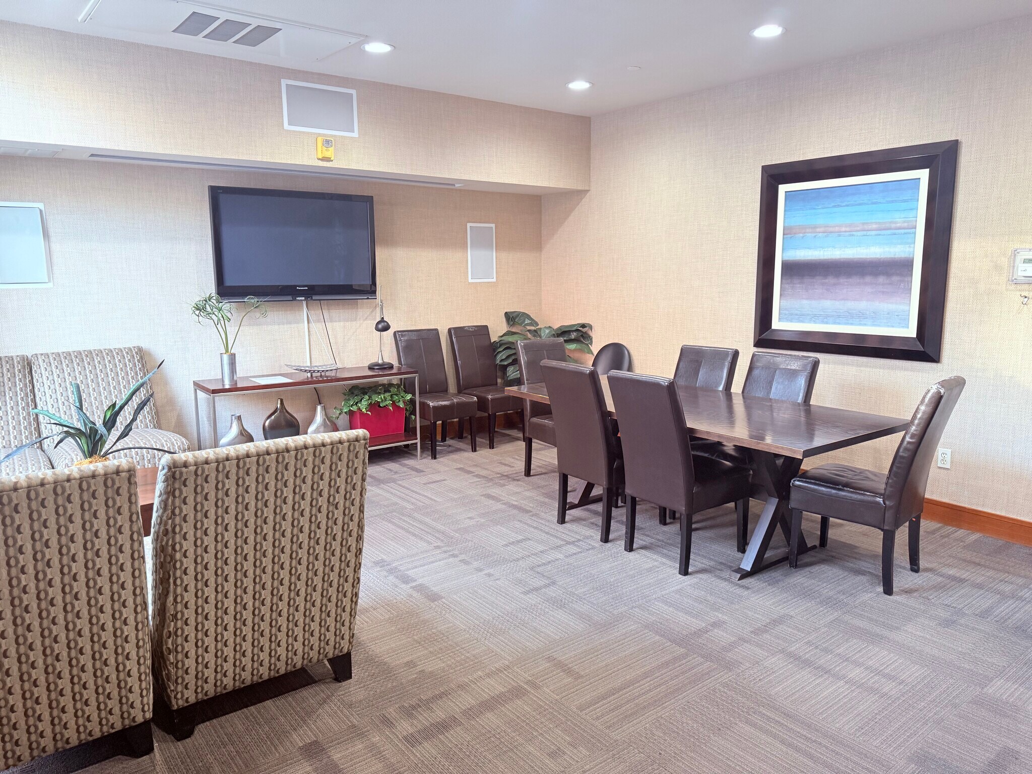 Building Photo - 101 Market St