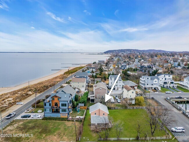 Building Photo - 234 Beach Ave