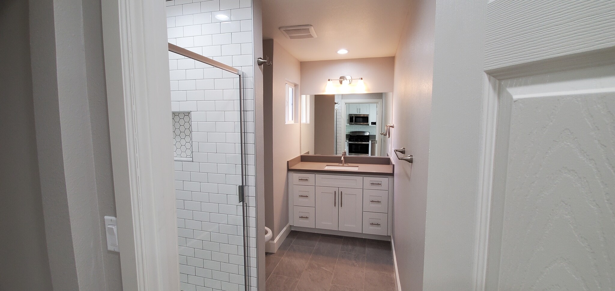 Building Photo - 7650 Ostrom Ave