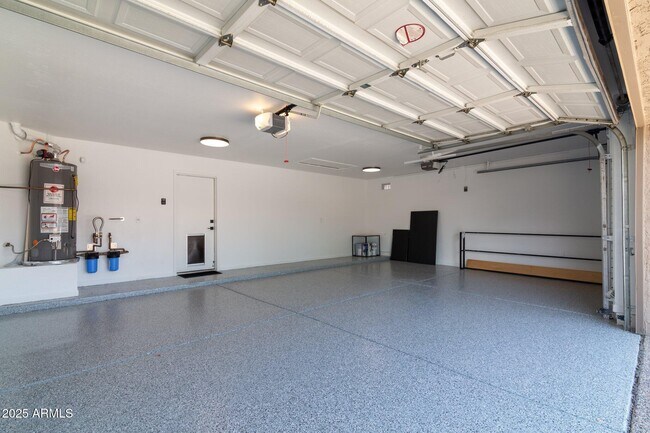 Building Photo - 6785 E Evans Dr