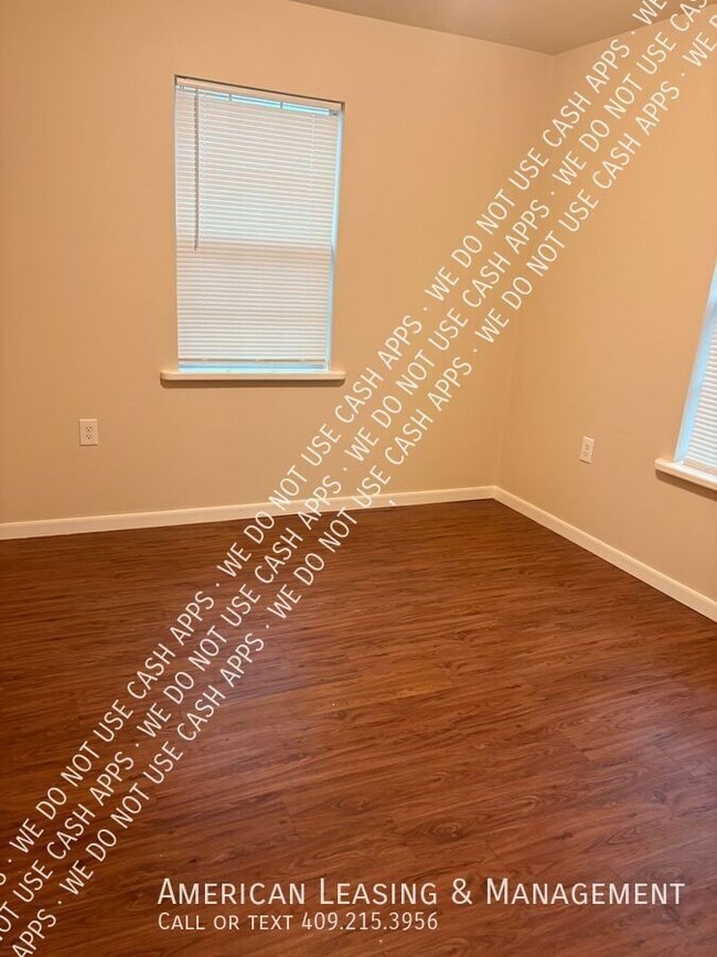 Building Photo - 2503 N Raguet St