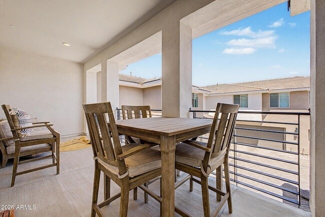 Building Photo - 2121 W Sonoran Desert Dr