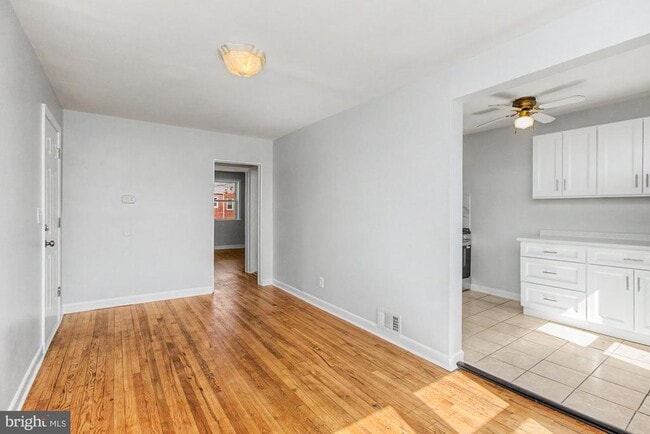 Building Photo - 416 Hornel St