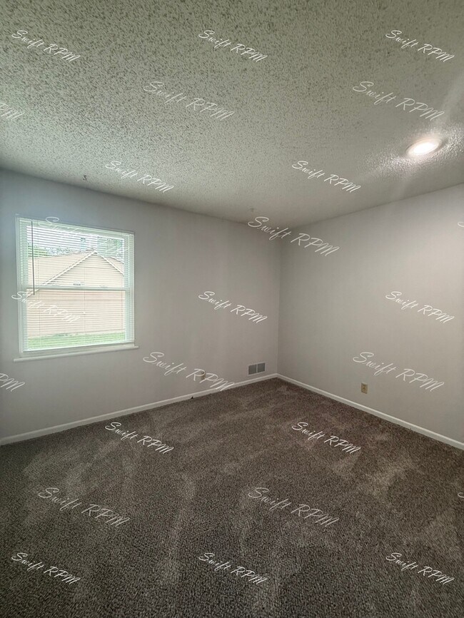 Building Photo - 6704 W 150th St