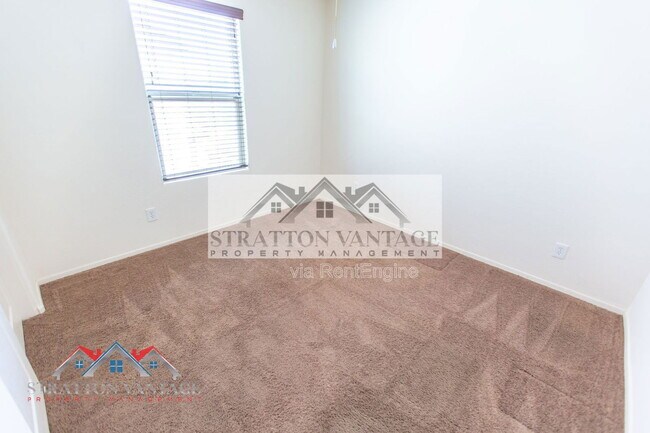 Building Photo - 21139 E Cherrywood Dr