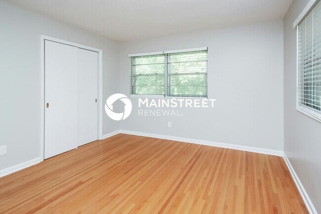 Building Photo - 3 Bedroom Pet-Friendly Home in FULTONDALE, AL with Main Street Renewal