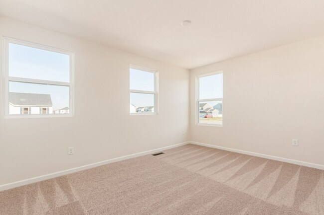 Building Photo - 317 Raccoon Ave