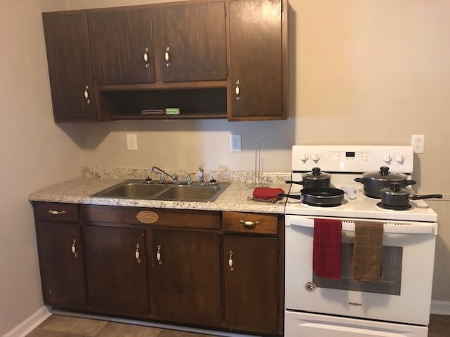 Building Photo - 1003 Silver Ave