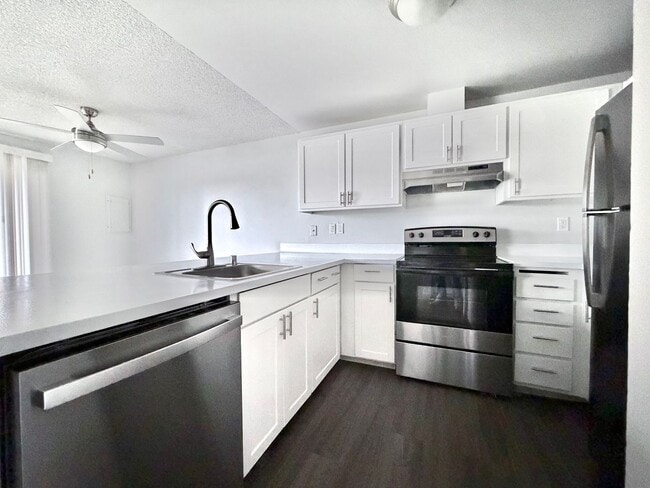 Building Photo - D Place Apartments