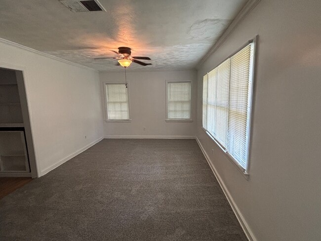 Building Photo - 3350 Ridgecrest St